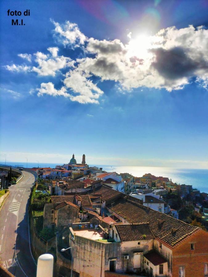 Nel Cuore Di Vietri Casa Vacanze Amalfi Coast Luaran gambar